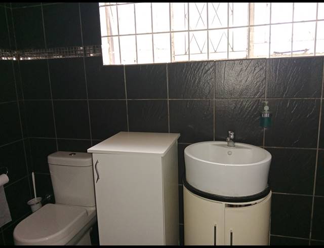 4 BEDROOM HOUSE FOR SALE IN RAISETHORPE